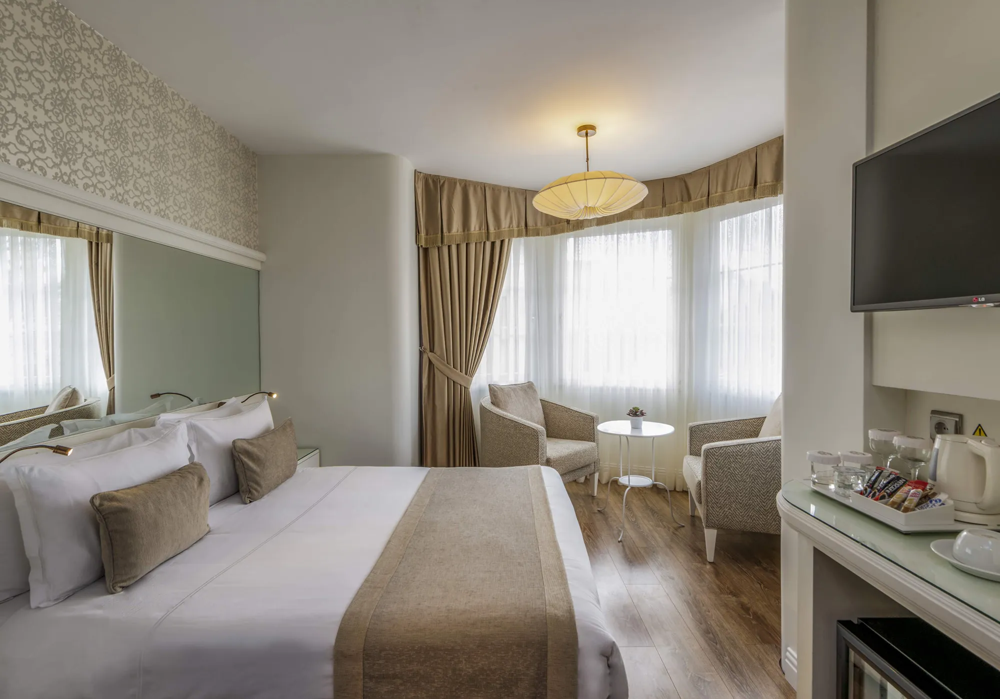Романтический отдых в Стамбуле: почему пары любят Hotel Yasmak
  Sultan