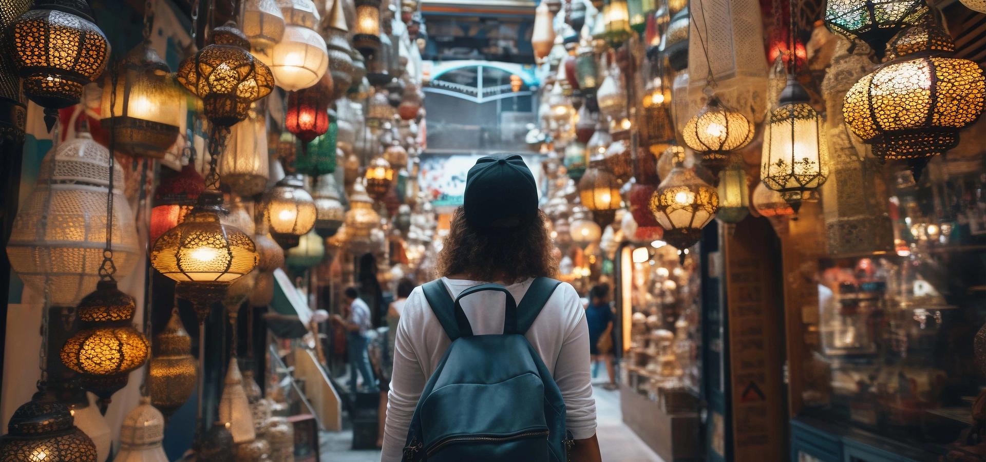 İstanbul’da Alışveriş: En İyi Çarşılar, Butikler ve Hediyelik
  Eşya Dükkanları