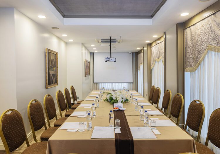 Yasmak Toplantı Salonu