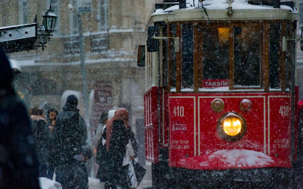 Navigating Sultanahmet Public Transit with Istanbulkart Card Essentials